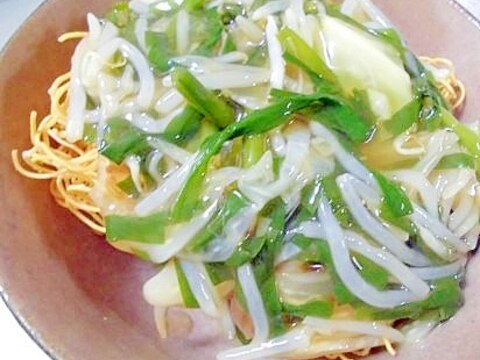 もやしときゃべつとニラで　ヘルシー皿うどん